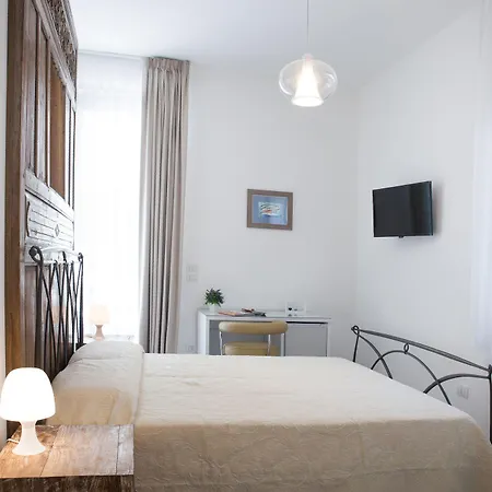 Bed & Breakfast Del Faro 4*