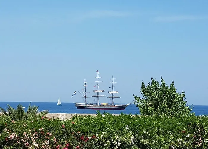 Del Faro 4*